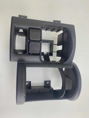 Moldura Difusor Esquerdo Corsa 1995 A 2001