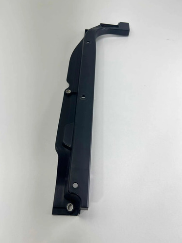 Moldura Lateral Tampa Traseira Esquerda Fiat Toro 100240698