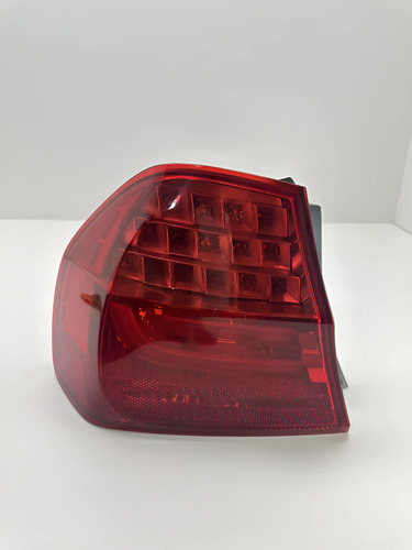 Lanterna Esquerda Bmw 318 320 2008 A 2012 Avaria Esquerdo Vermelho