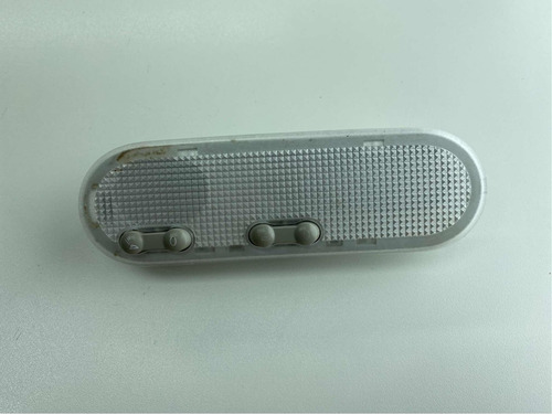 Luz Cortesia Renault Sandero 2014 A 2018 8200073231