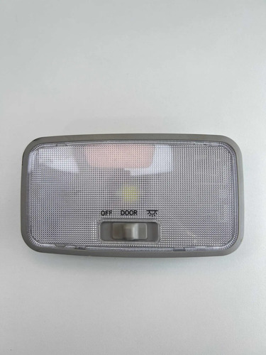 Luz Cortesia Traseira Toyota Hilux 2016 A 2022