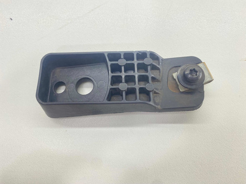 Suporte Parachoque Superior Direito Fusion 15 A 18