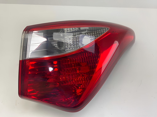 Lanterna Direita Hyundai Hb20 Hatch 2014 A 2019 Direito Vermelho