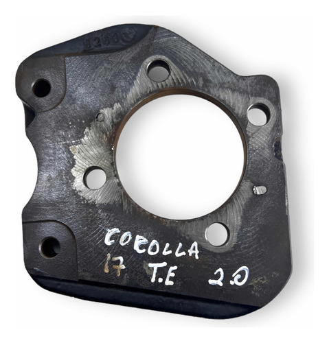 Suporte Pinça Traseira Esquerda Toyota Corolla 2015 A 2019