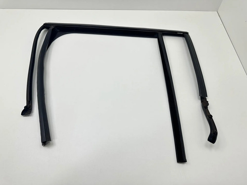 Canaleta Porta Traseira Esquerda Bmw X1 2016 A 2020