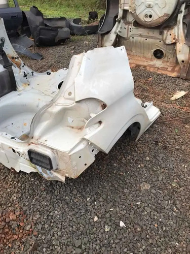 Latetal Direita Peugeot 208
