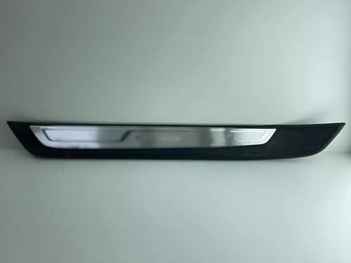Soleira Bmw X1 2010 A 2015 Dianteira Esquerdo Preto