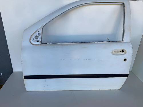 Porta Esquerda Fiat Strada 1997 A 2001 Dianteira Esquerda Branco