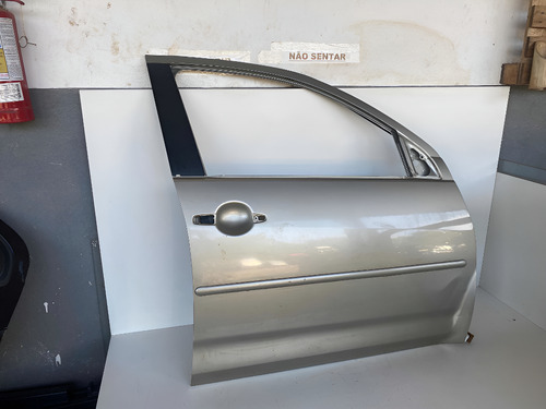 Porta Dianteira Direita Mitsubishi Outlander 2006 A 2012 Dianteira Direita Bege