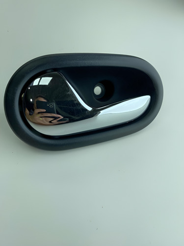 Maçaneta Interna Sandero 2014 A 2018 Dianteira Esquerda Dianteira