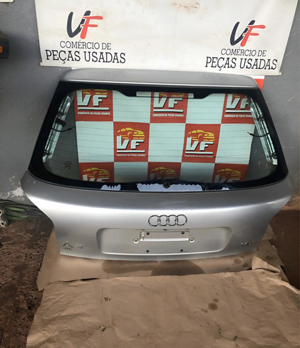 Tampa Traseira Audi A3 1999 A 2005 Prateado