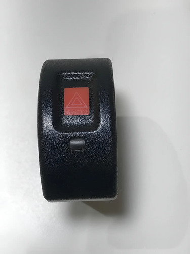 Botão Alerta Gm Astra 1999 A 2011 Preto