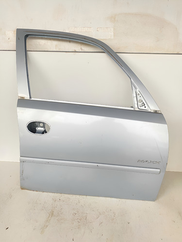 Porta Dianteira Direita Gm Meriva Dianteira Direita Prateado