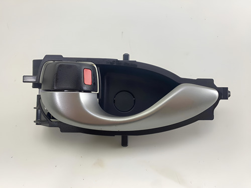 Maçaneta Interna Dianteira Esquerda Toyota Yaris Dianteira