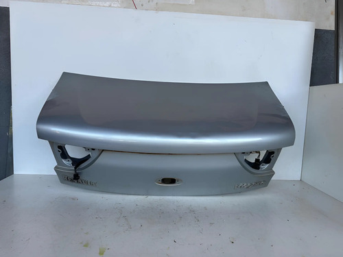 Tampa Traseira Renault Megane Sedam 2001 A 2005 Cinza