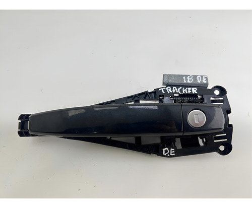 Maçaneta Externa Dianteira Esquerda Tracker Lt 2014 A 2019 Dianteira