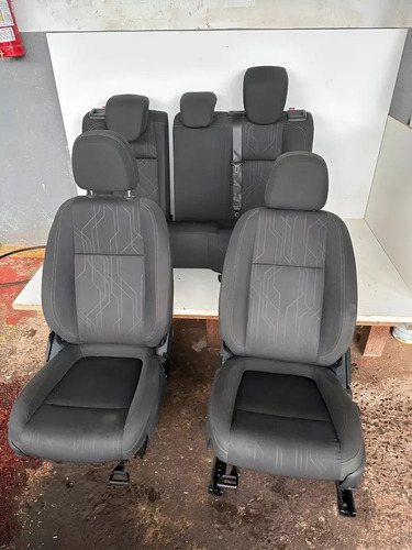Jogo De Bancos Chevrolet Tracker Lt 2017 2018 2019 Preto