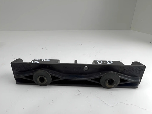 Suporte Rack Teto Dianteiro Direito Nissan Kicks Até 2019 Preto