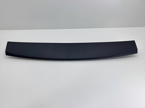 Acabamento Superior Interno Tampa Traseira Tracker 2020 A 23 Preto