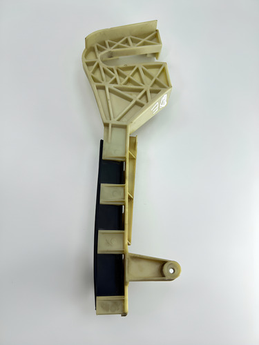 Guia Vidro Dianteiro Esquerdo Renault Megane 2001 A 2005 Bege