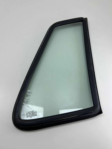 Vidro Fixo Lateral Traseiro Esquerdo Fiat Uno 2001 A 2009 4p