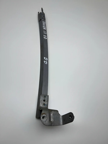 Guia Vidro Dianteiro Direito Ford Ranger 2013 A 2020 Prateado