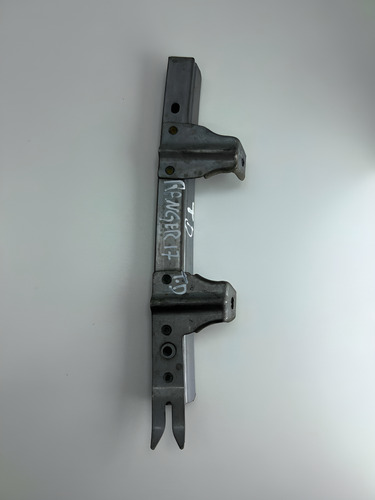 Guia Vidro Traseiro Esquerdo Ford Ranger 2013 A 2020 Prateado