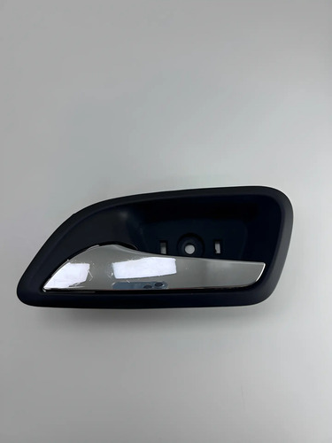 Maçaneta Interna Dianteira Esquerda Gm Cruze 2012 A 2016 Dianteira