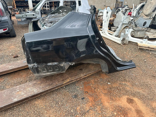 Lateral Traseira Direita Toyota Etios Sedam