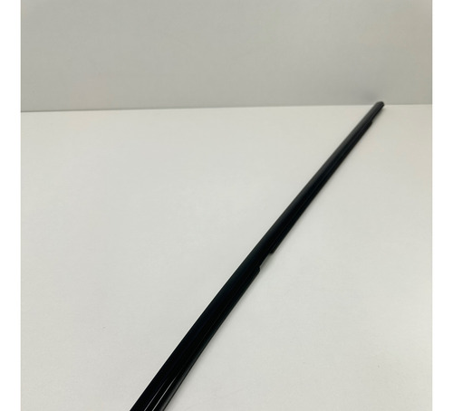Pestana Traseira Esquerda Bmw X1 2016 A 2020 Preto Brilho Preto Brilho