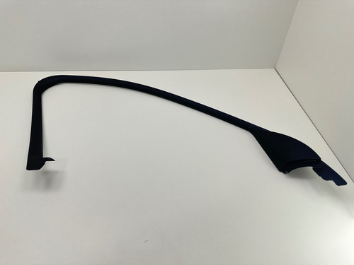 Acabamento Arco Porta Dianteira Esquerda Bmw X1 2016 A 2020