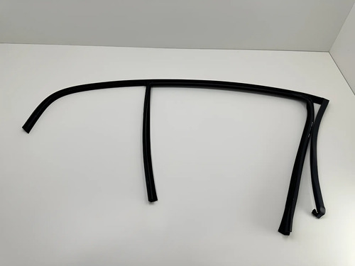 Canaleta Porta Traseira Esquerda Bmw 318 320 2008 A 2012 Preto