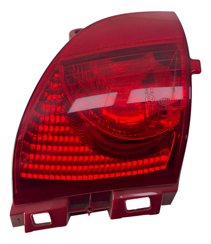 Lanterna Esquerda Parachoque Traseiro Peugeot 2008 2015 A 19 Esquerdo/motorista Vermelho