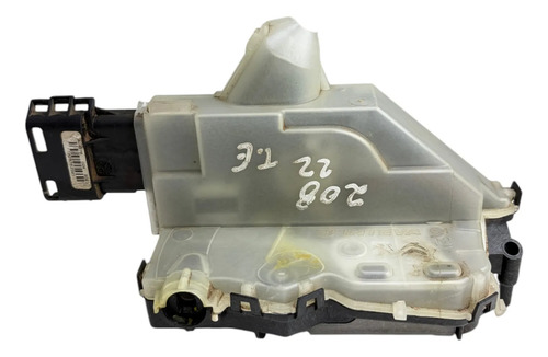 Fechadura Porta Traseira Esquerda Peugeot 208 2021 A 2025