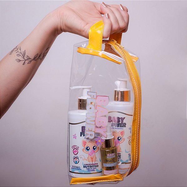 Kit Cabelos Lisos - Shampoo, Condicionador, Óleo de Argan e Necessaire para Crianças