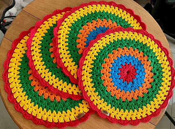 Jogo de Sousplat Colorido em Crochê 4 peças