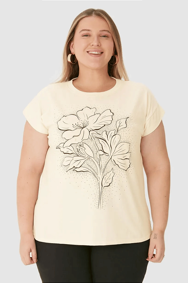 Blusa Feminina Plus Size com Estampa Frontal e Pérolas Malwee