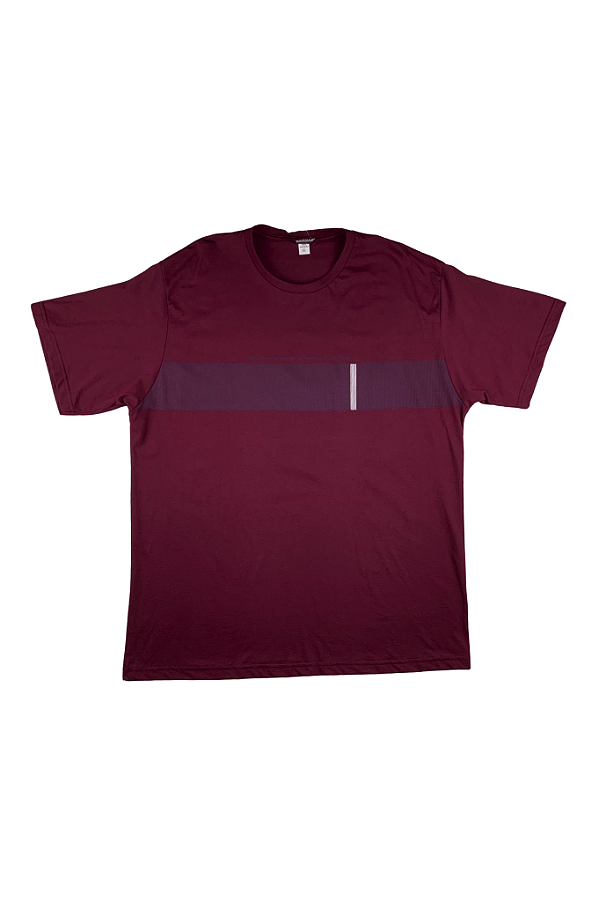 Camiseta Plus Size “What We Overcome Makes Us Stronger” Rippoint