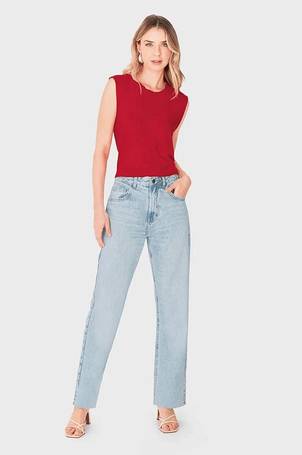 Blusa Básica Feminina Decote Redondo Em Malha Viscose Stretch Malwee