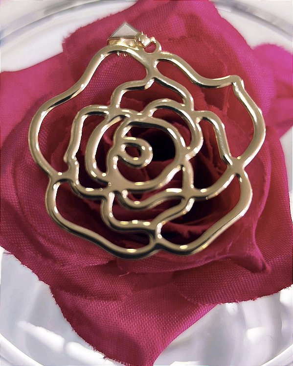 MF 0240 Medalha Flor Vazada Lisa(3,1cm) MD Folheados