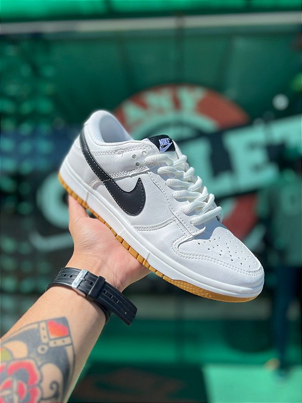Nike Dunk Low Branco/Caramelo