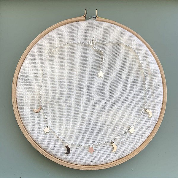 COLAR CHOKER DE PRATA LUA E ESTRELA CHAPADOS