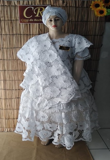 Baiana Branca flores 6peças