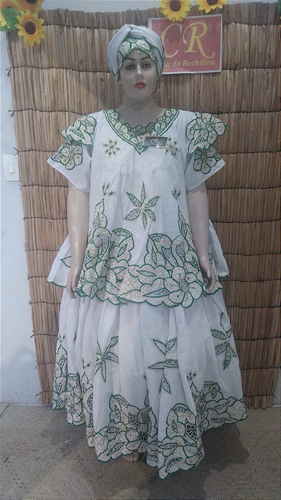 Baiana Rechilieu  verde e fio dourado   6 peças