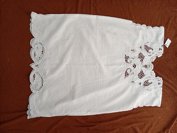 Vestido bordado branco peça unica