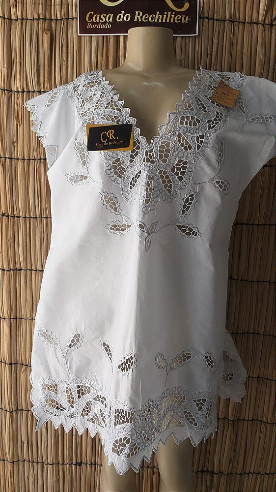 Vestido bordado barnco com fio prata peça unica