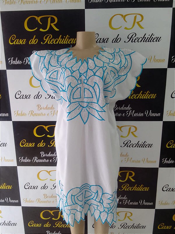 Vestido bordado azul com fio prata  peça unica