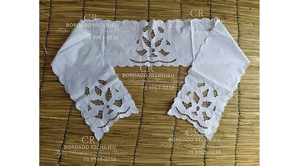 Pano de cabeça Bordado branco