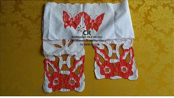 Pano de cabeça Bordado vermelho com pintura