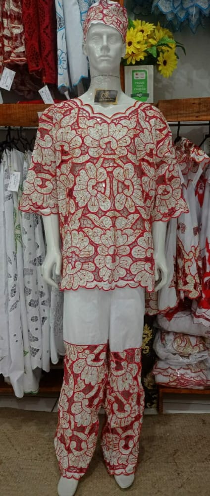 Conjunto Masculino Rechilieu  bordado vermelho com fio dourado